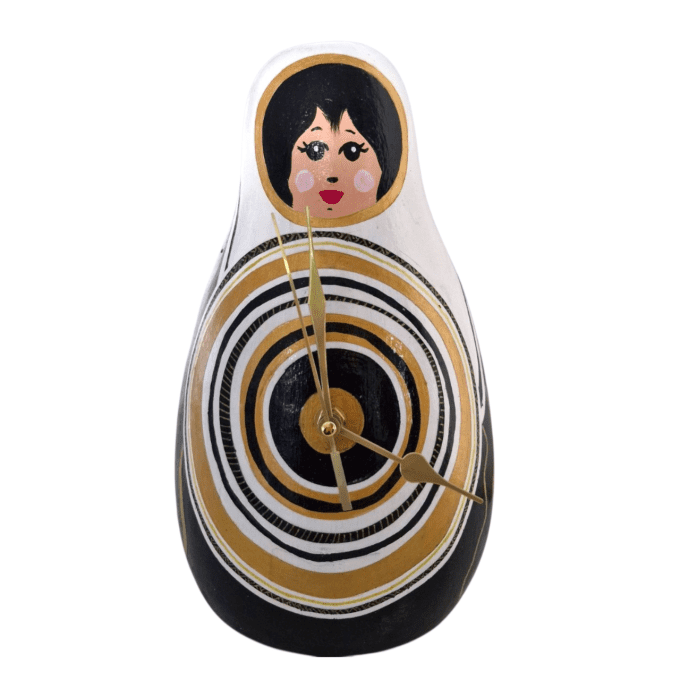 Horloge "Poupée Gigogne"